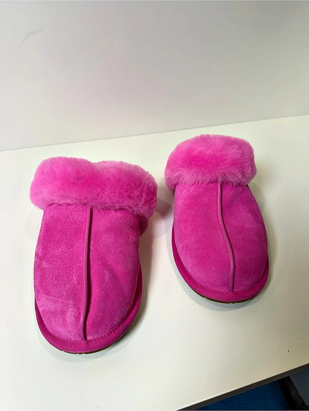 UGG Scuffette II Slippers in Pink